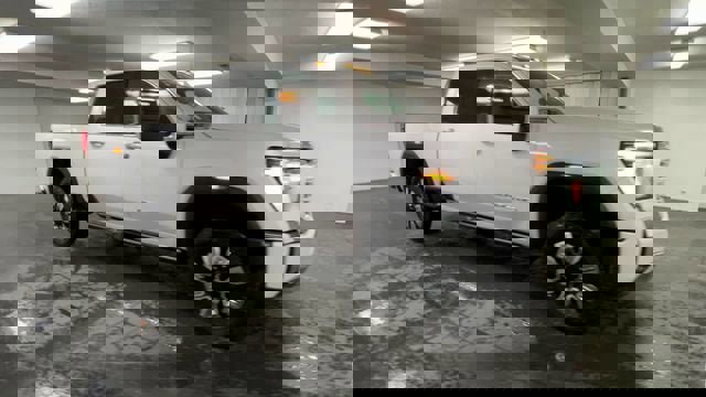 Certified 2024 GMC Sierra 2500 Denali w/ Denali Reserve Package image 2