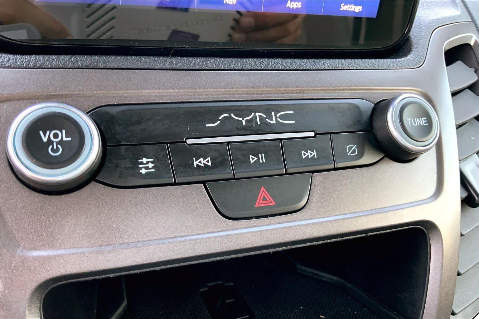 Used 2023 Ford Transit Connect XLT FWD image 31