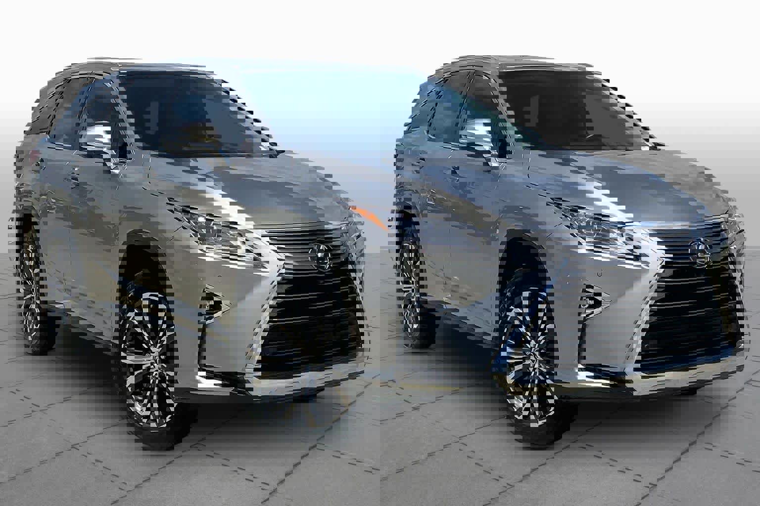 Used 2019 Lexus RX 350L image 2