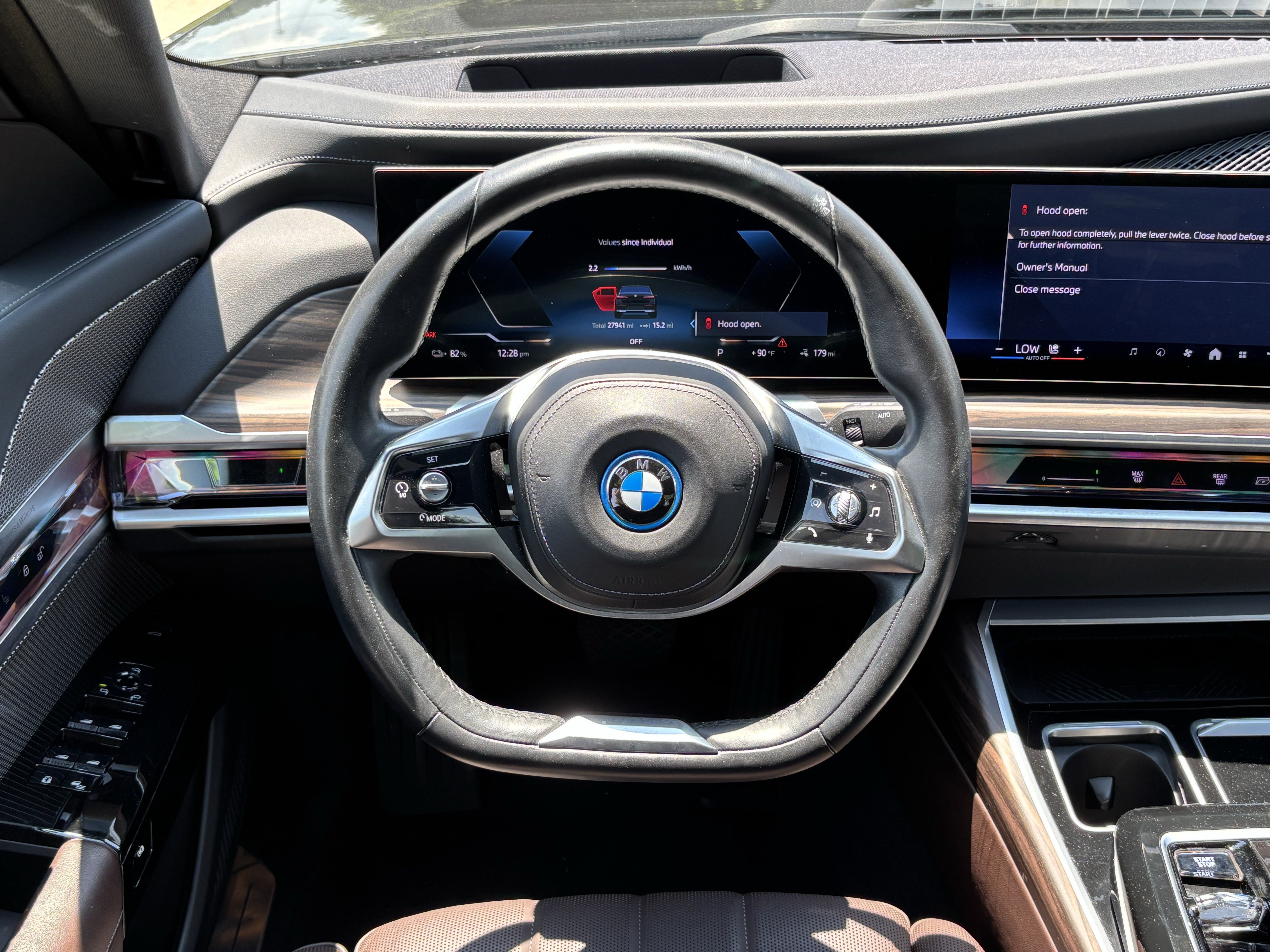 Certified 2023 BMW i7 xDrive60 AWD/4WD image 18