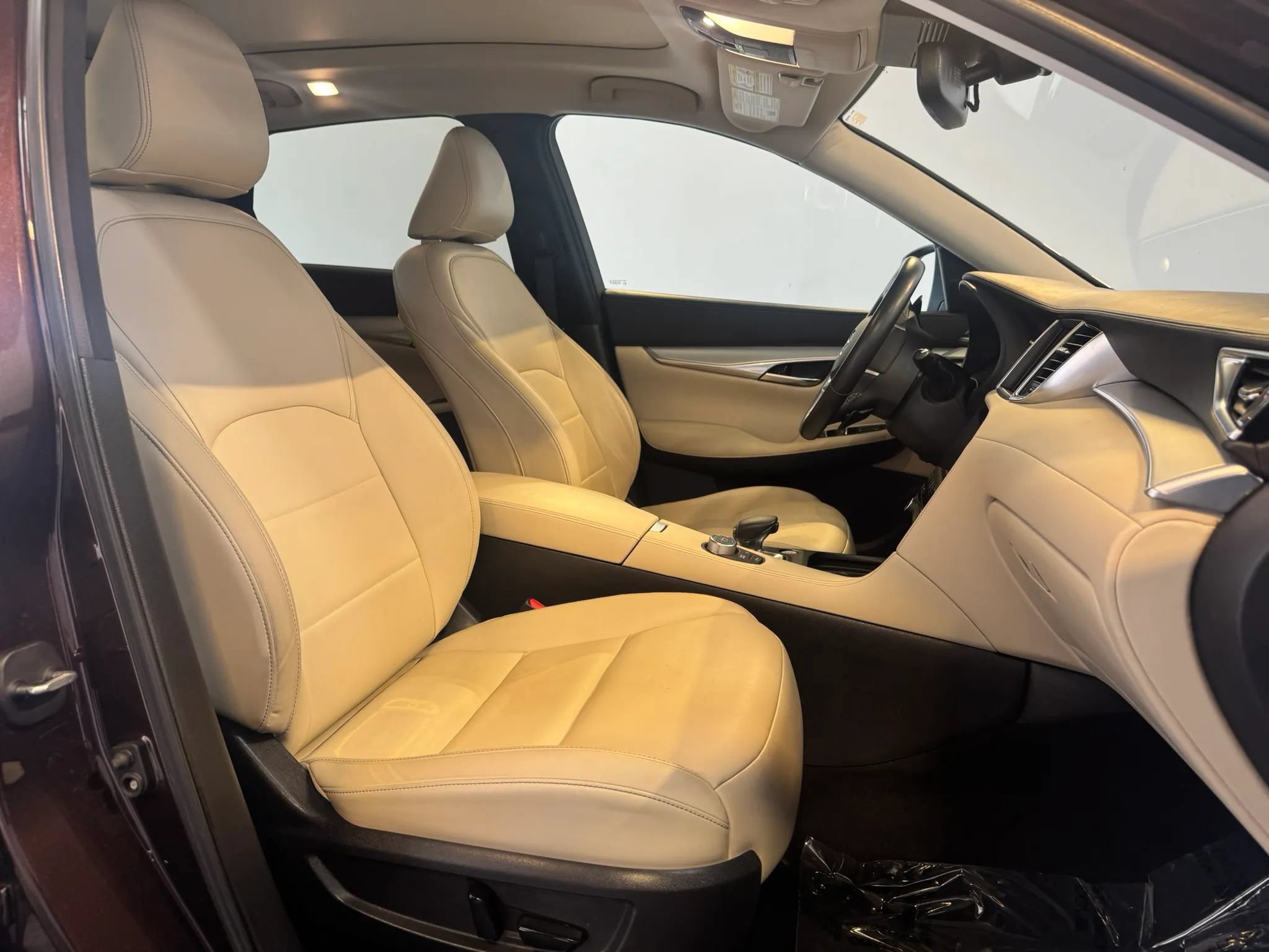 Used 2020 INFINITI QX50 Luxe w/ Navigation Package AWD/4WD image 22