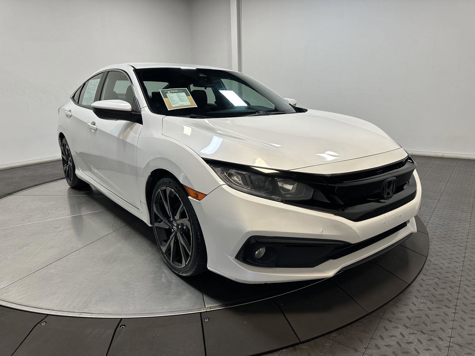 Used 2020 Honda Civic Sport image 2