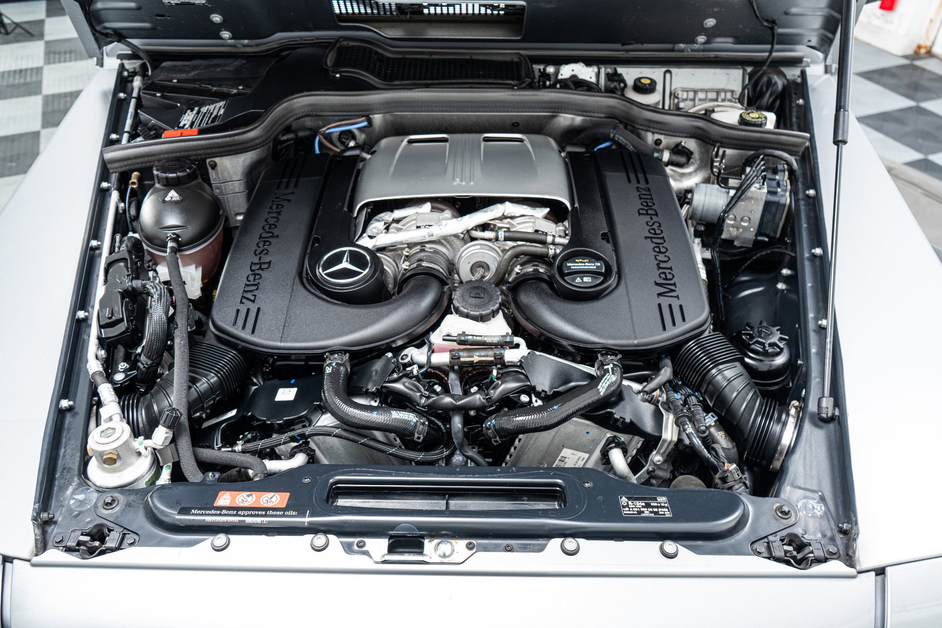 Used 2018 Mercedes-Benz G 550 Squared image 12