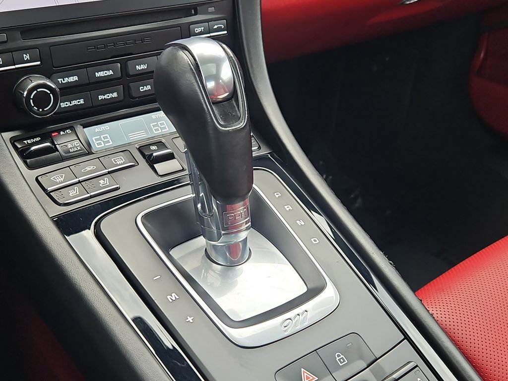 Certified 2019 Porsche 911 Turbo AWD/4WD image 32