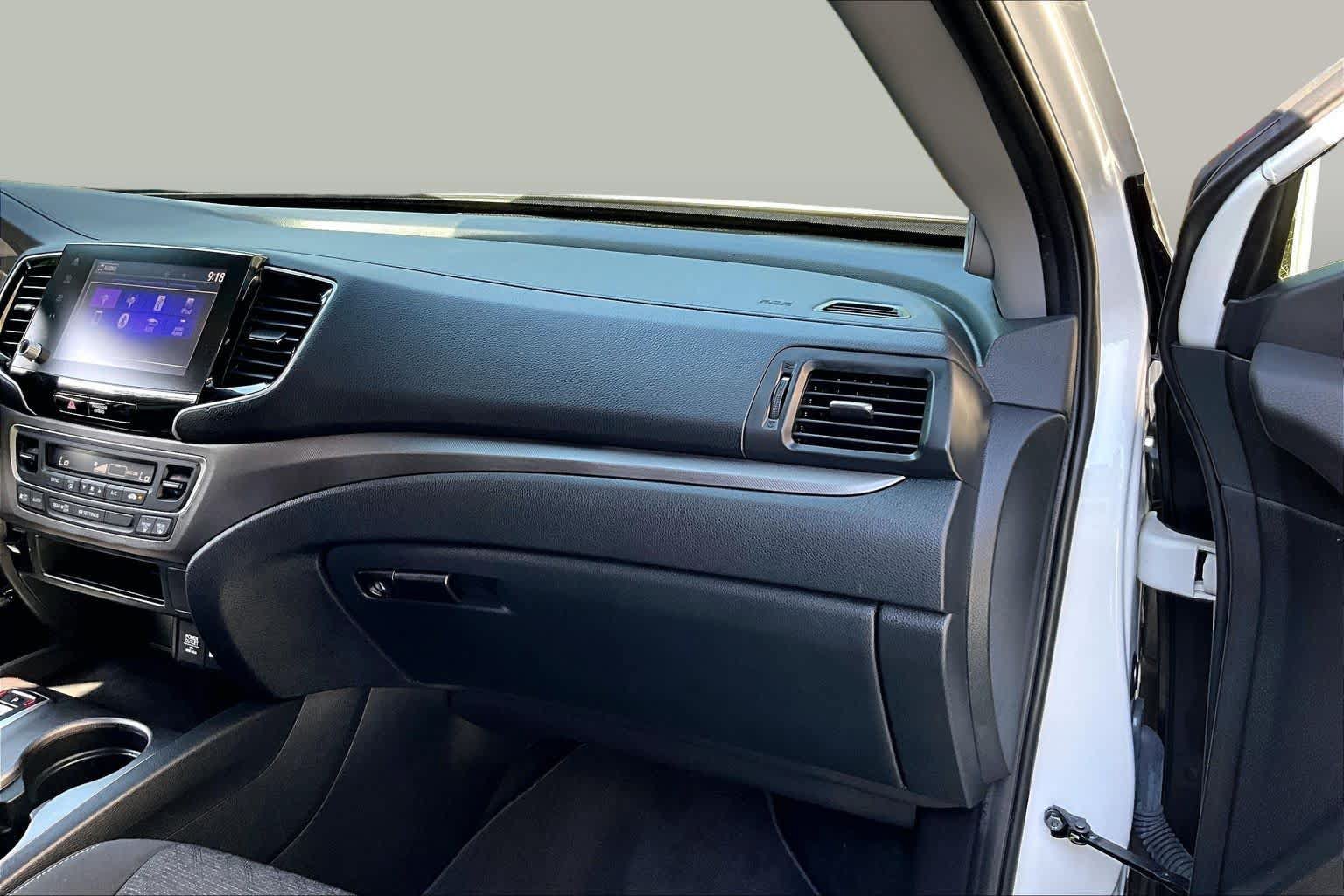 Used 2023 Honda Ridgeline Sport image 18