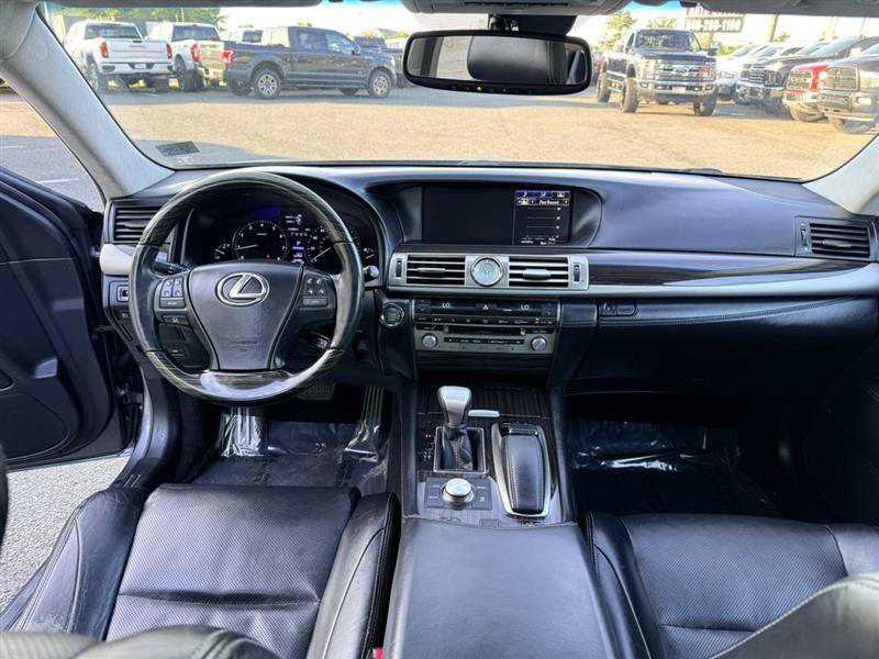 Used 2015 Lexus LS 460 L AWD/4WD image 22