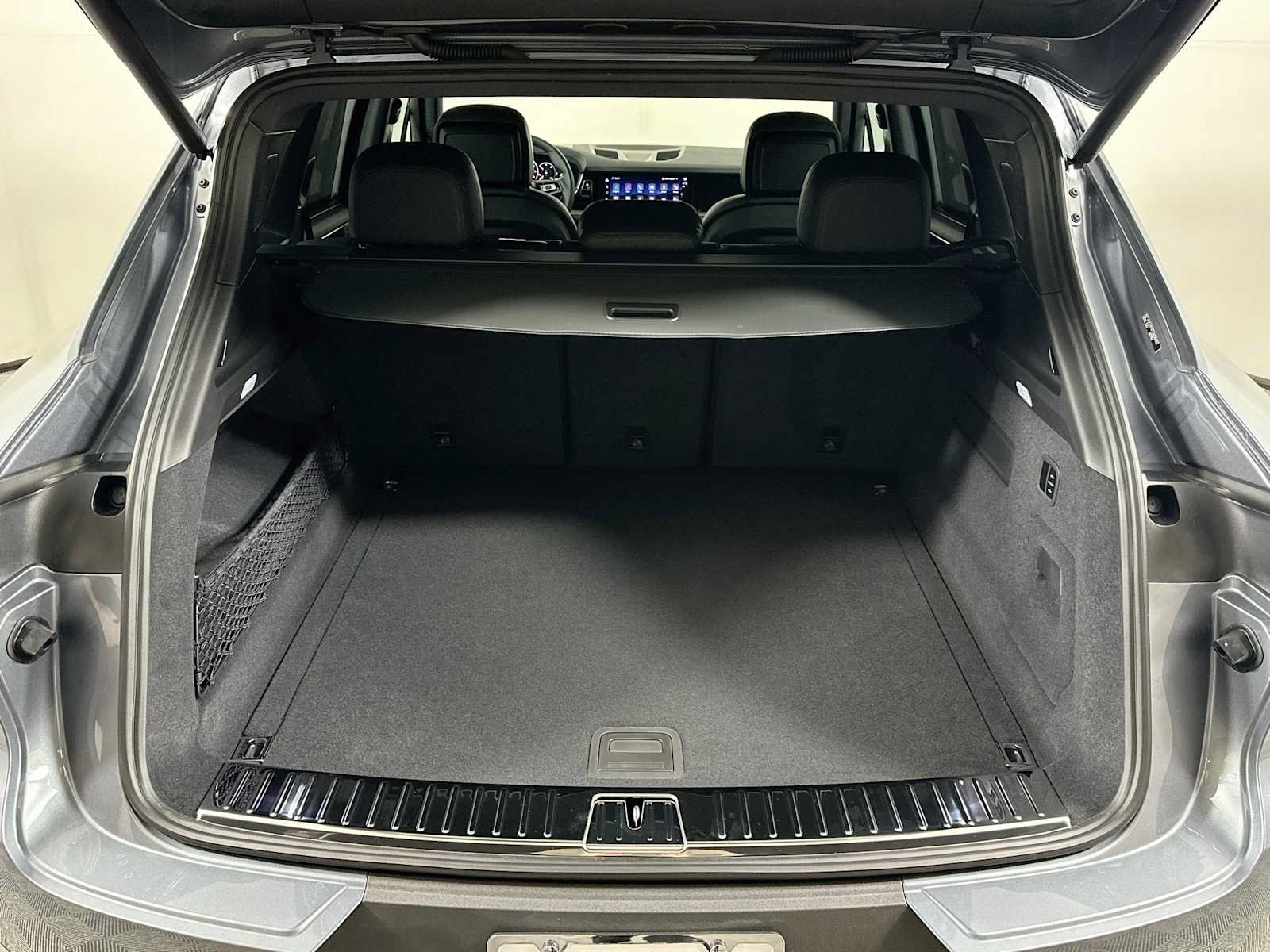 New 2026 Porsche Cayenne AWD/4WD image 26