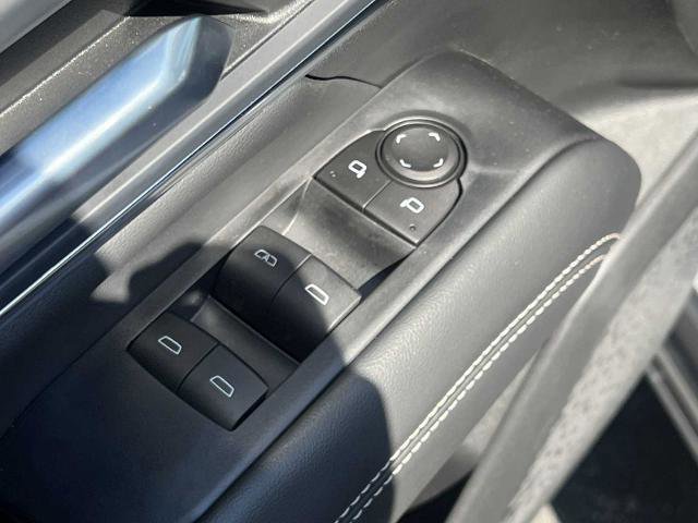 New 2026 GMC Terrain Elevation image 16