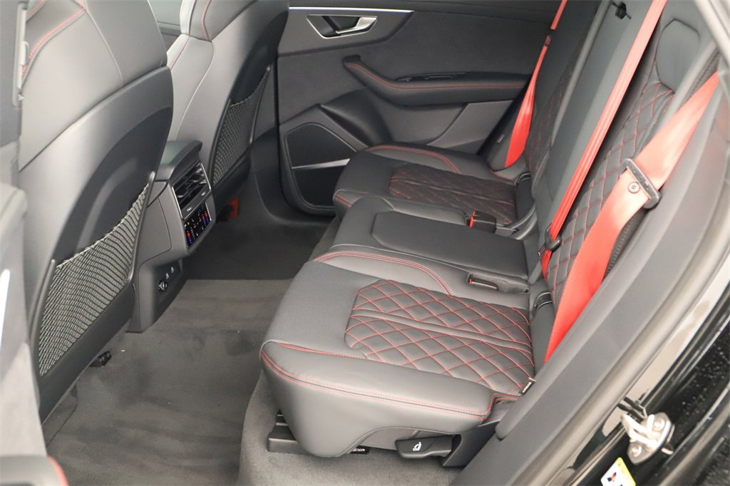 New 2026 Audi Q8 Prestige image 28