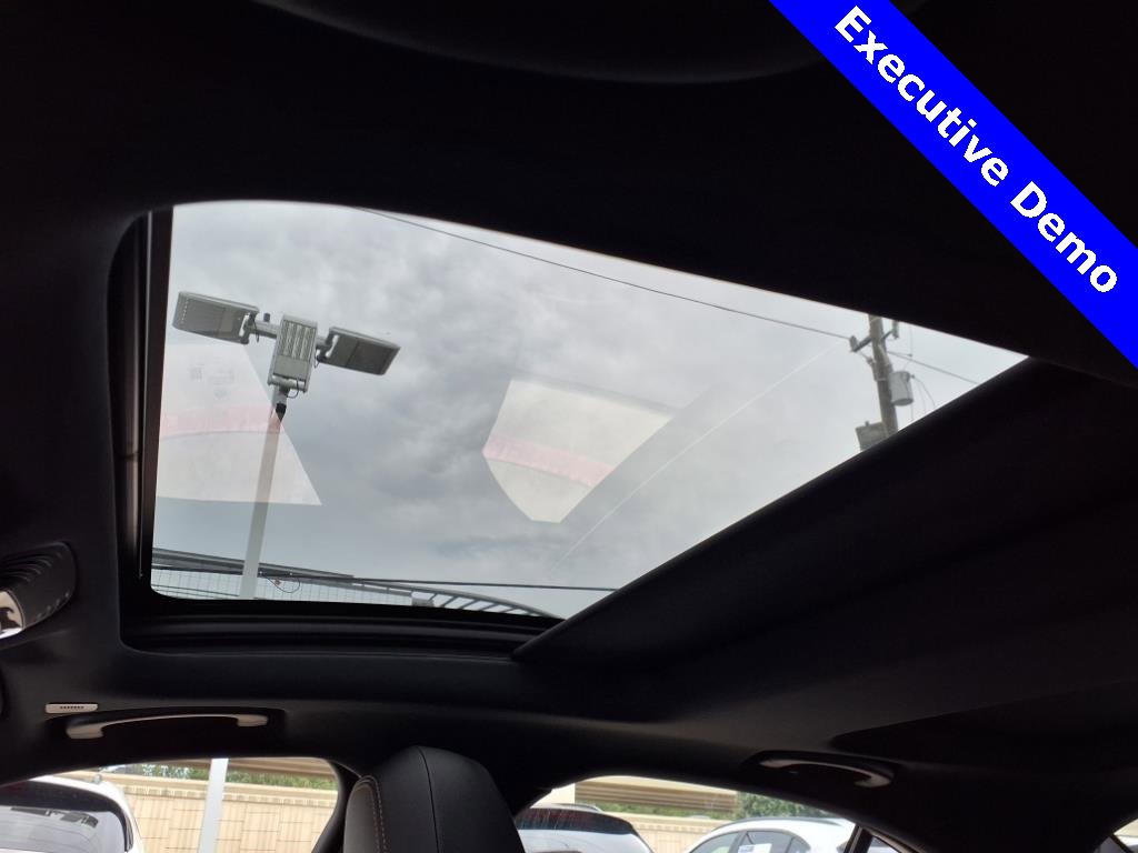 New 2025 Alfa Romeo Giulia w/ Driving Assist Package image 15