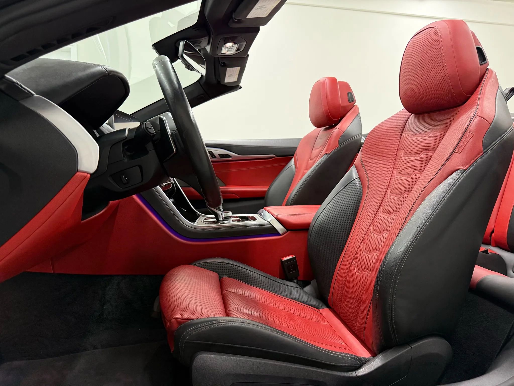 Used 2019 BMW M850i xDrive Convertible w/ Driver Assistance Package image 16