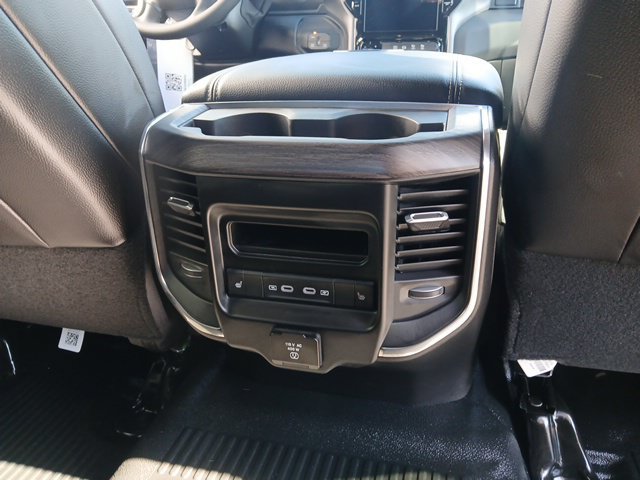 New 2026 RAM 4500 4x4 Crew Cab DRW w/ Laramie Trim Package image 17