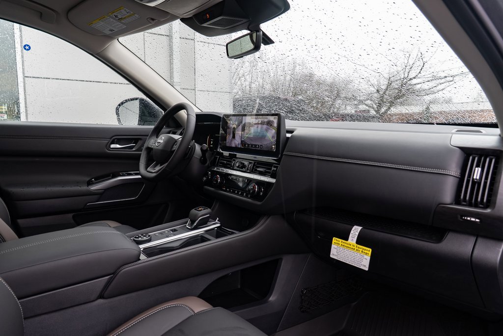 New 2026 Nissan Pathfinder Platinum image 30