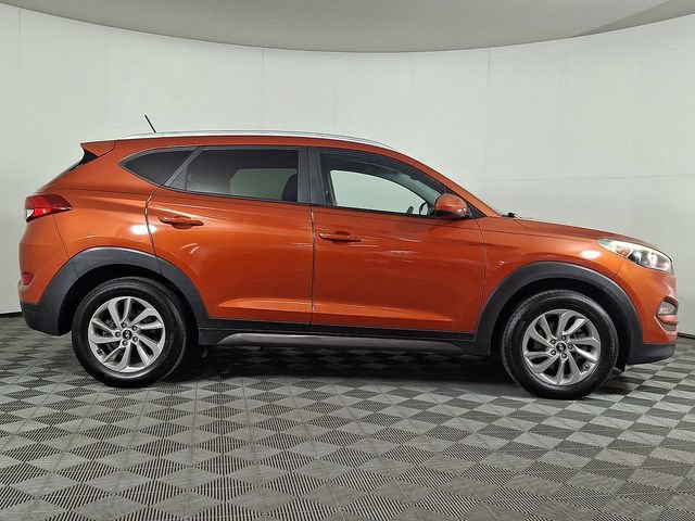 Used 2016 Hyundai Tucson SE w/ Option Group 02 AWD/4WD image 10