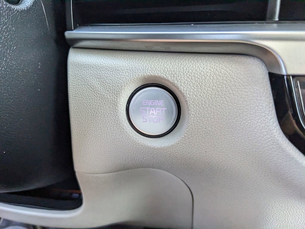 Certified 2024 Kia Sorento EX w/ Panoramic Sunroof Package image 28