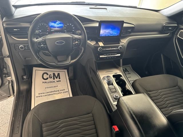 Used 2020 Ford Explorer XLT w/ Comfort Package AWD/4WD image 6