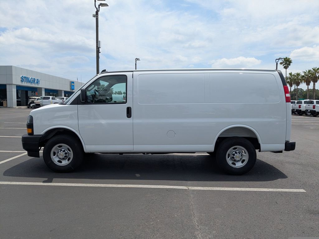 New 2025 Chevrolet Express 2500 w/ Driver Convenience Package image 7