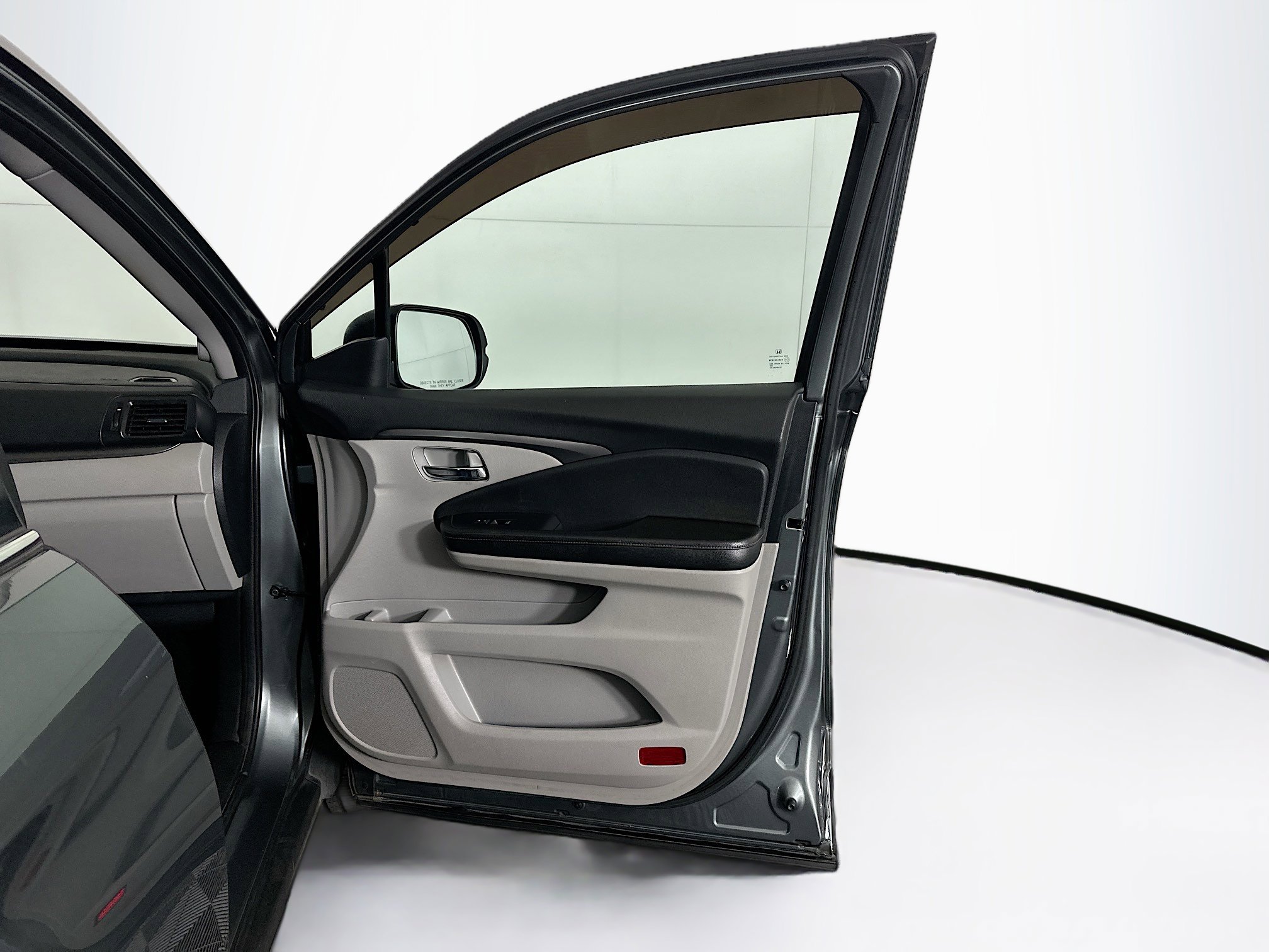 Used 2017 Honda Ridgeline RTL-T image 32