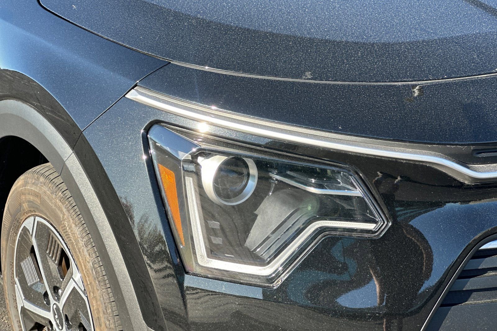 Certified 2025 Kia Niro EX w/ EX Cold Weather Package image 47