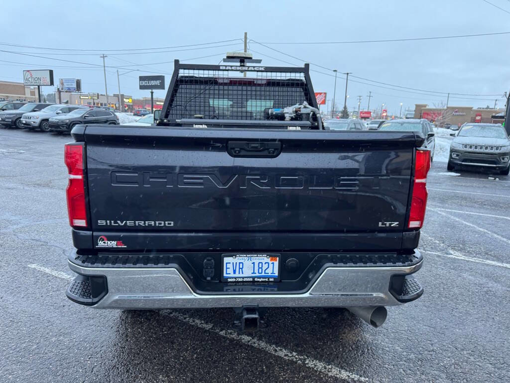 Used 2024 Chevrolet Silverado 2500 LTZ image 4
