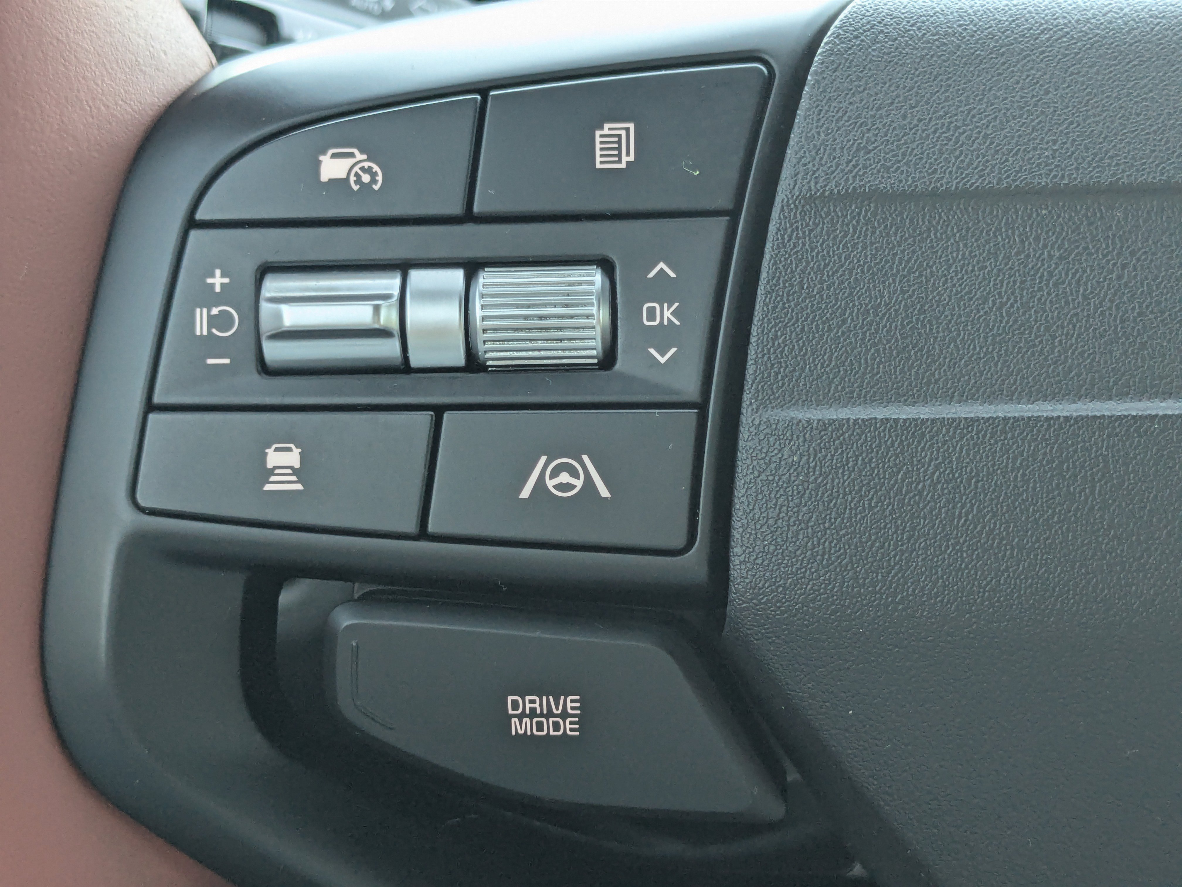 Certified 2026 Kia Sportage SX image 30