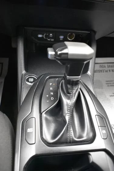 Used 2025 Kia K4 FWD image 33