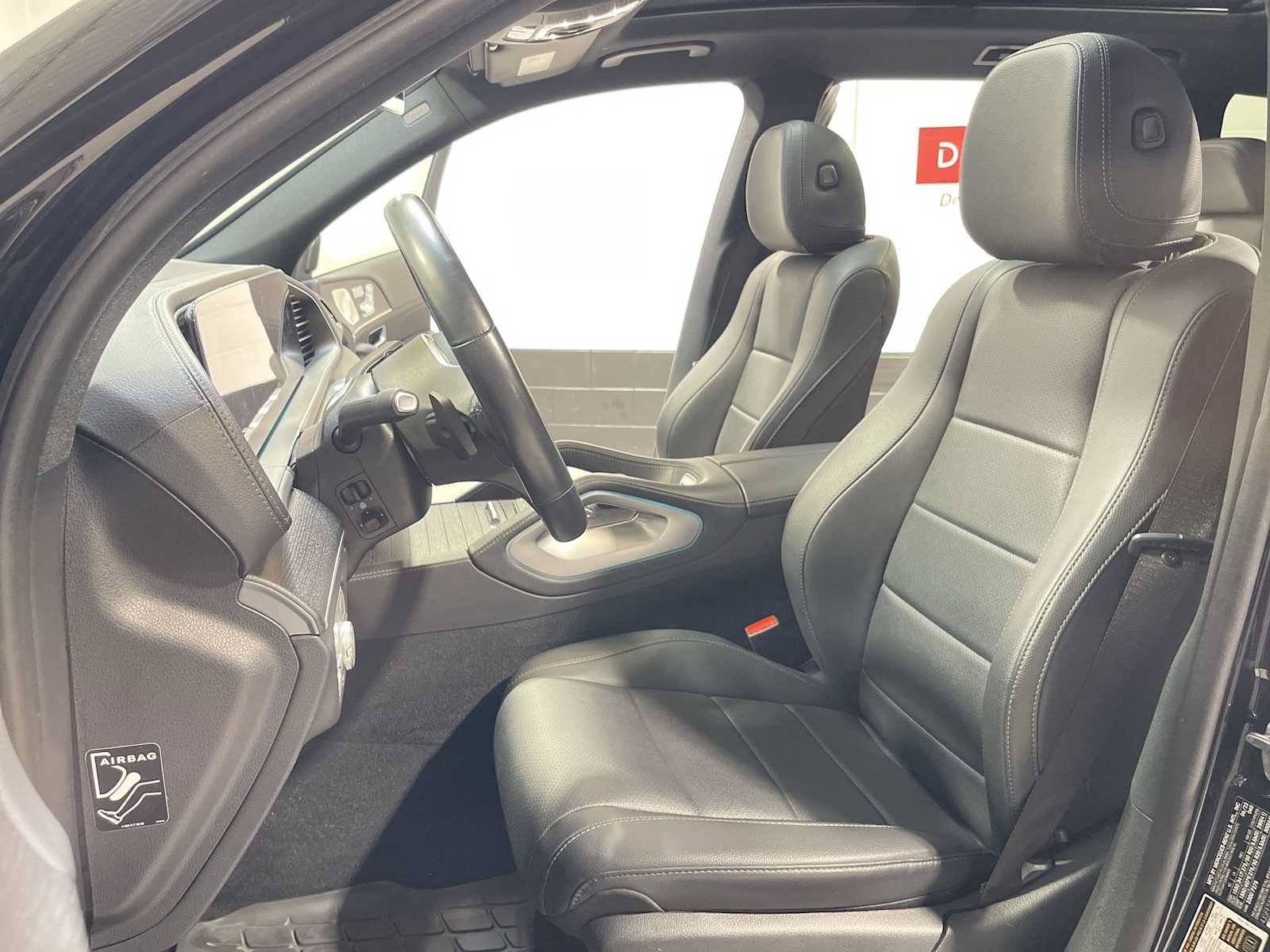 Used 2022 Mercedes-Benz GLS 450 4MATIC image 11