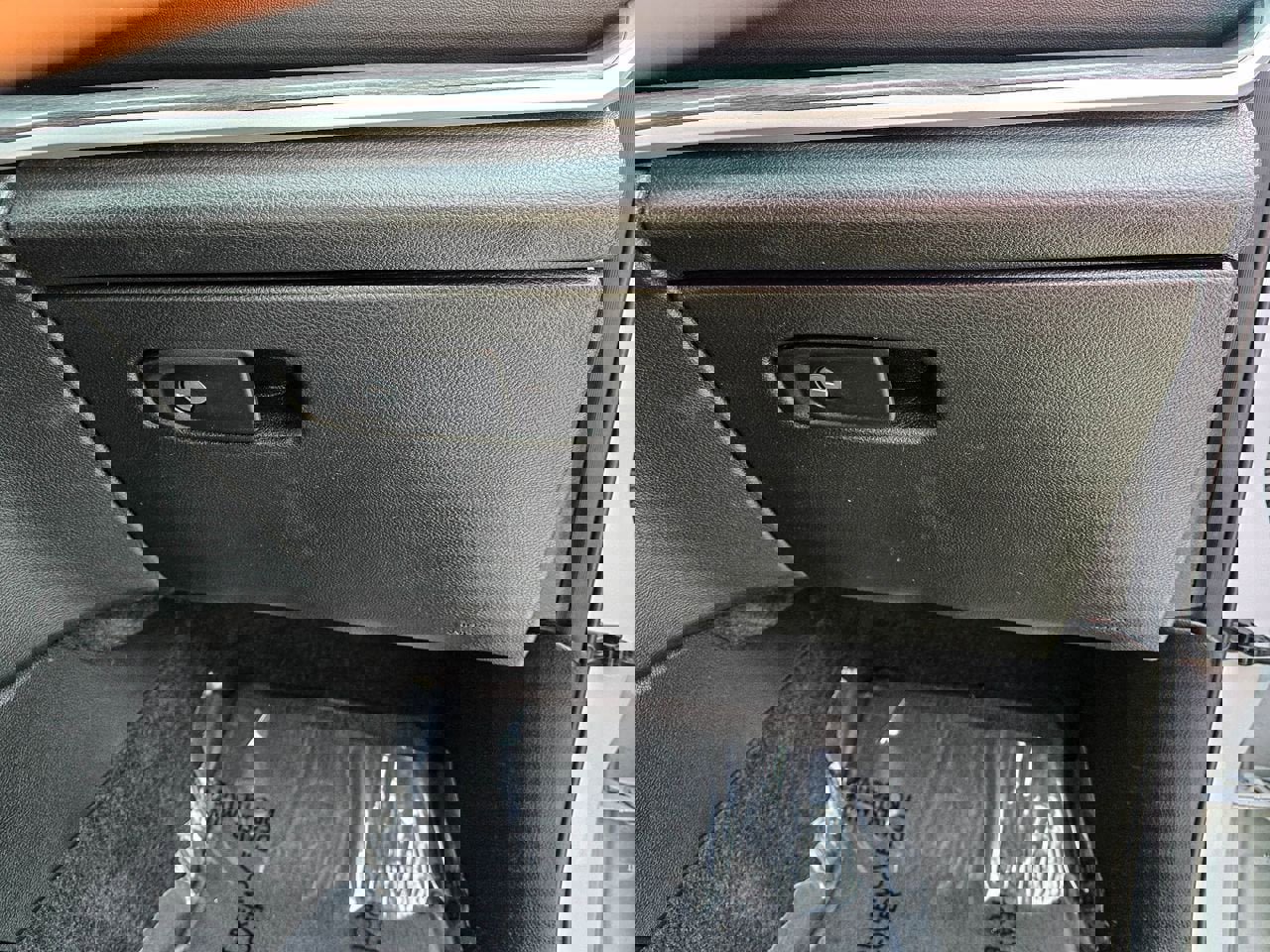 Used 2022 Jeep Grand Cherokee Limited image 43