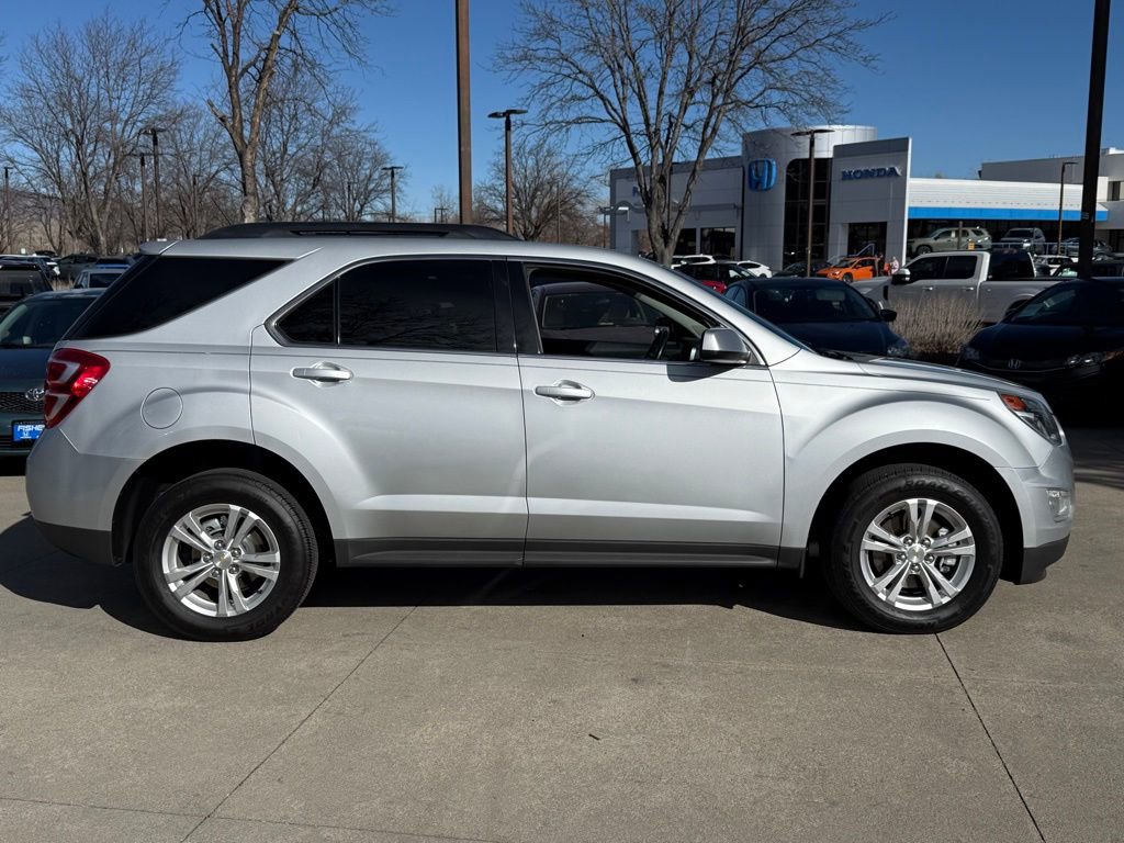Used 2016 Chevrolet Equinox LT w/ Convenience Package image 3