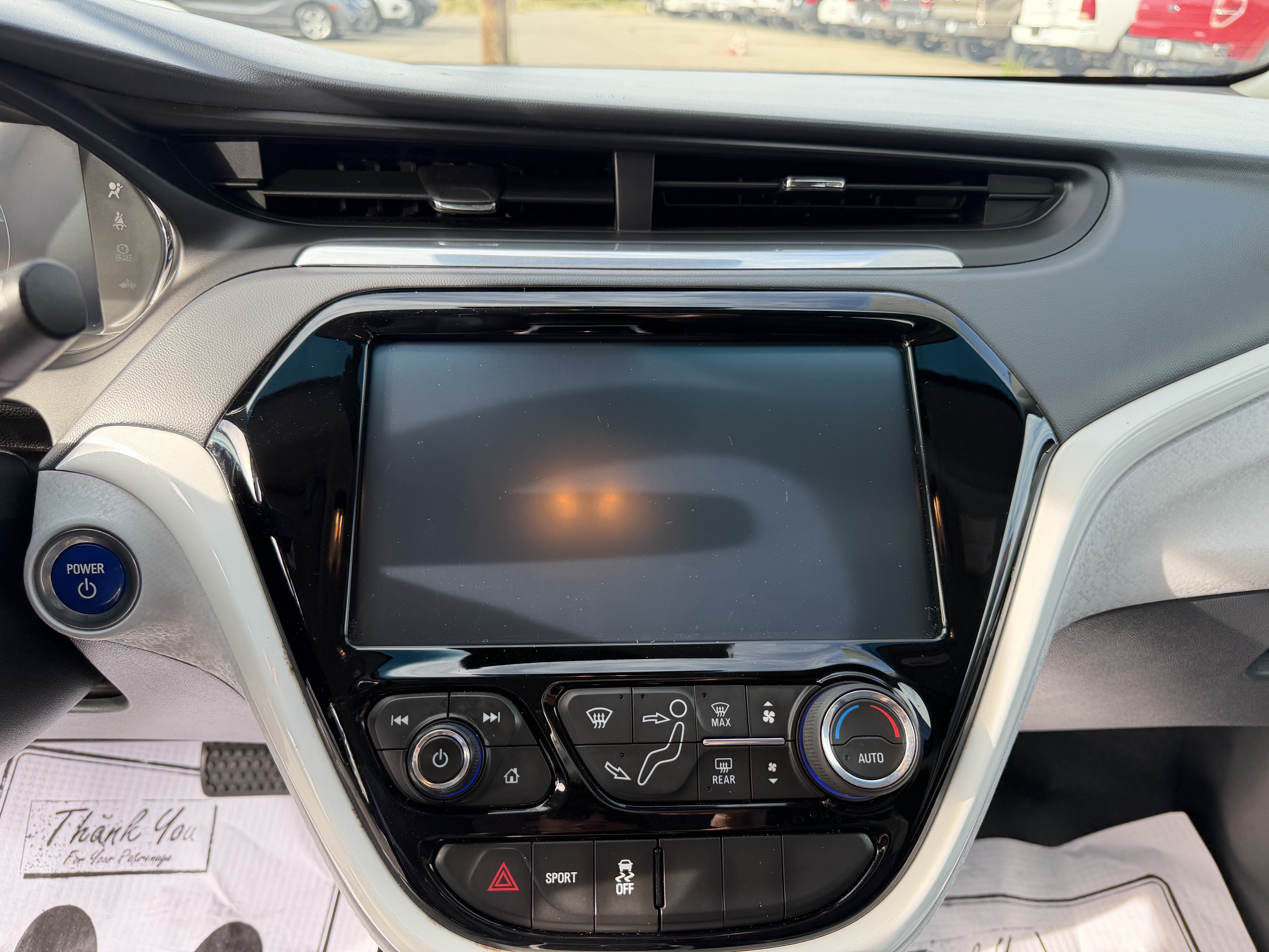 Used 2019 Chevrolet Bolt Premier w/ Infotainment Package FWD image 13