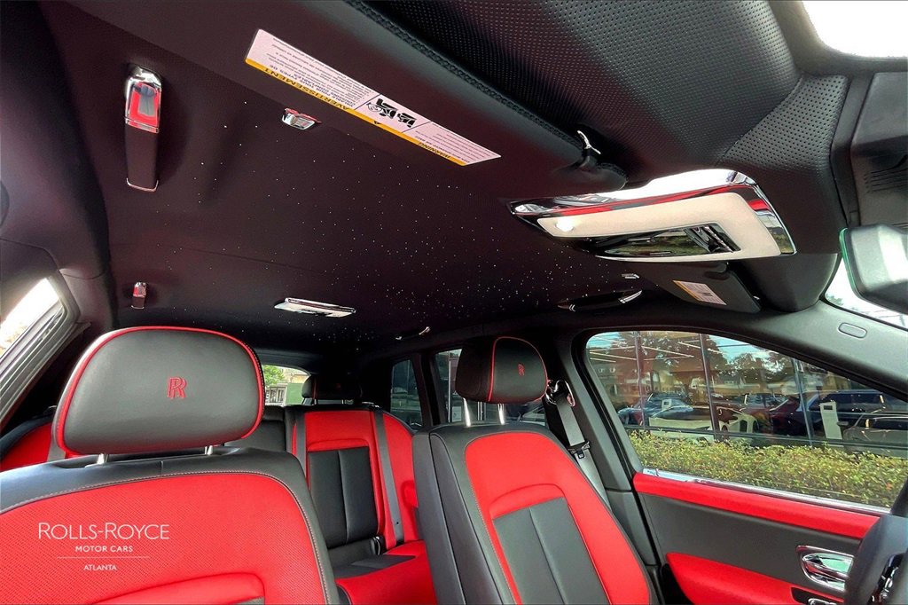 Certified 2025 Rolls-Royce Cullinan image 21