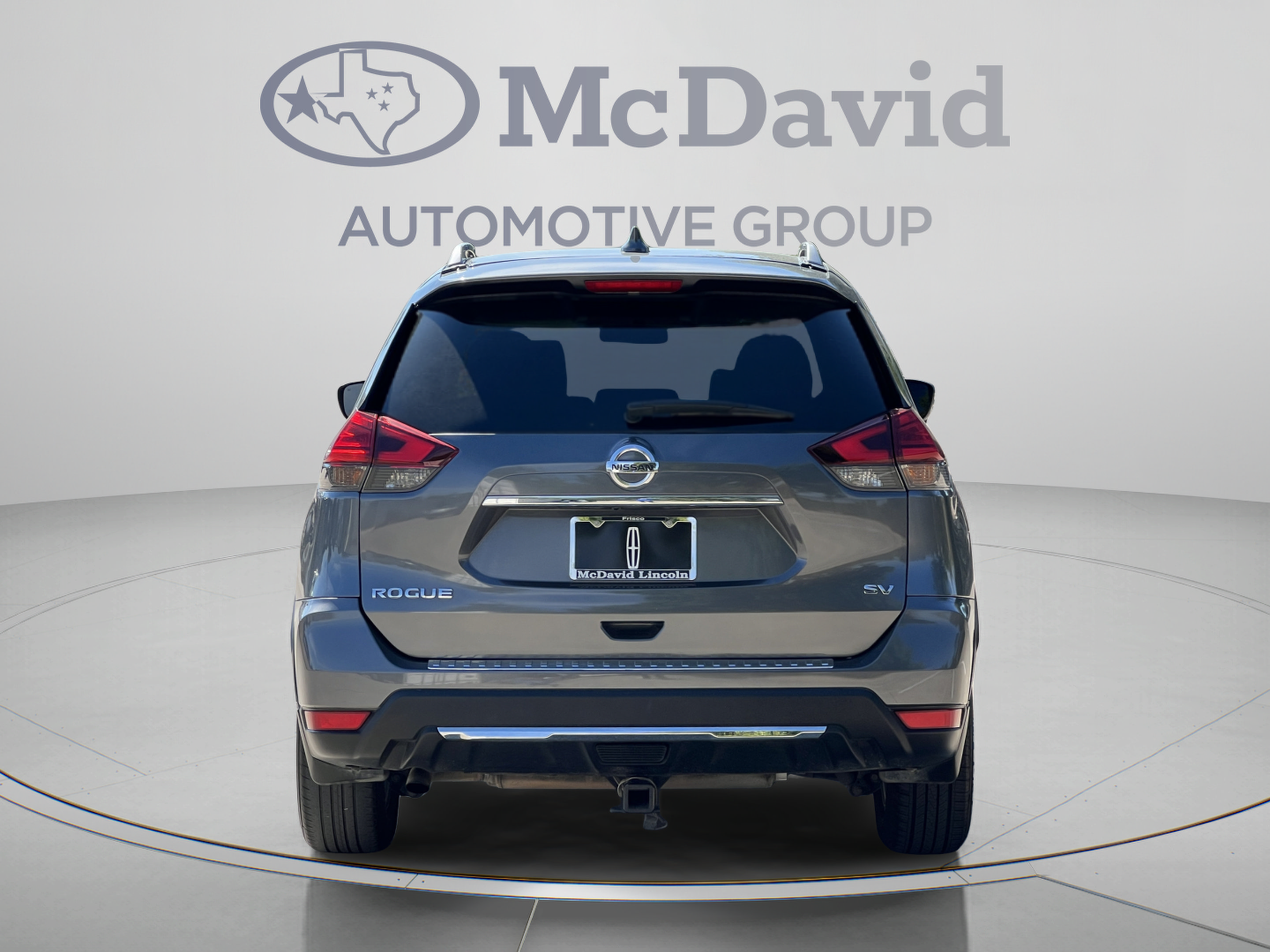 Used 2017 Nissan Rogue SV w/ Sun & Sound Touring Package FWD image 6