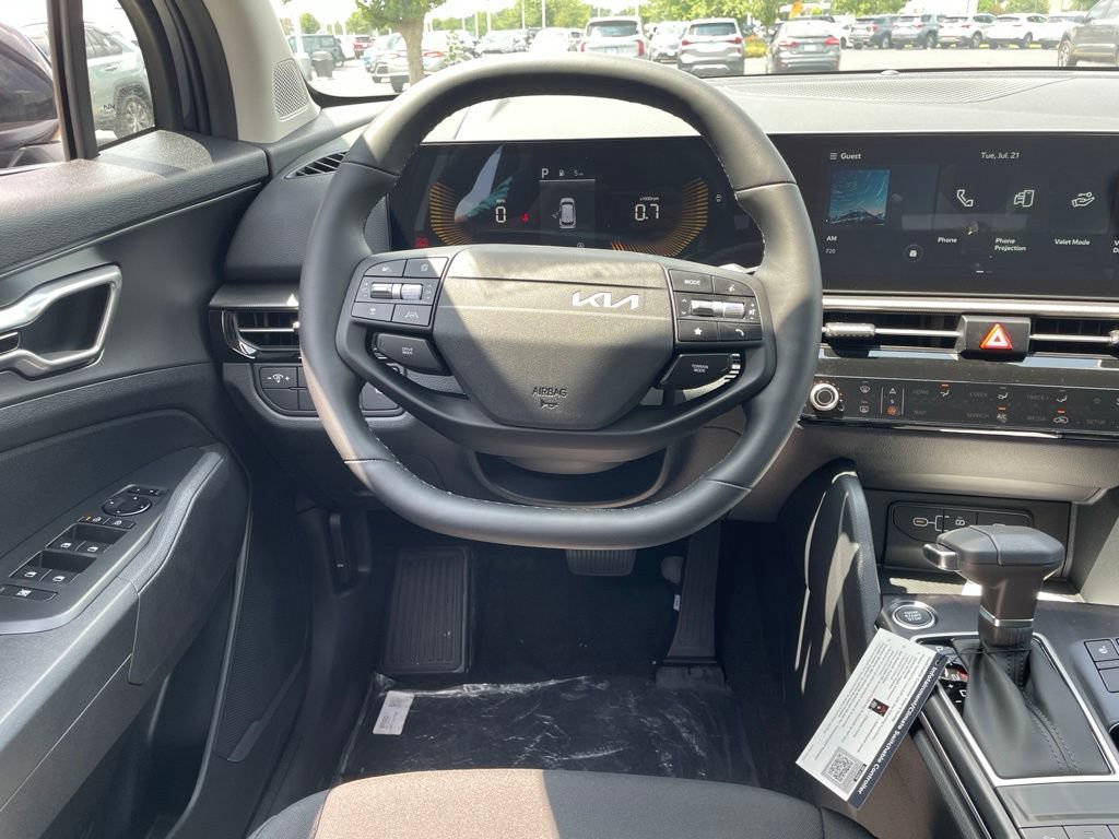 New 2026 Kia Sportage LX AWD/4WD image 12