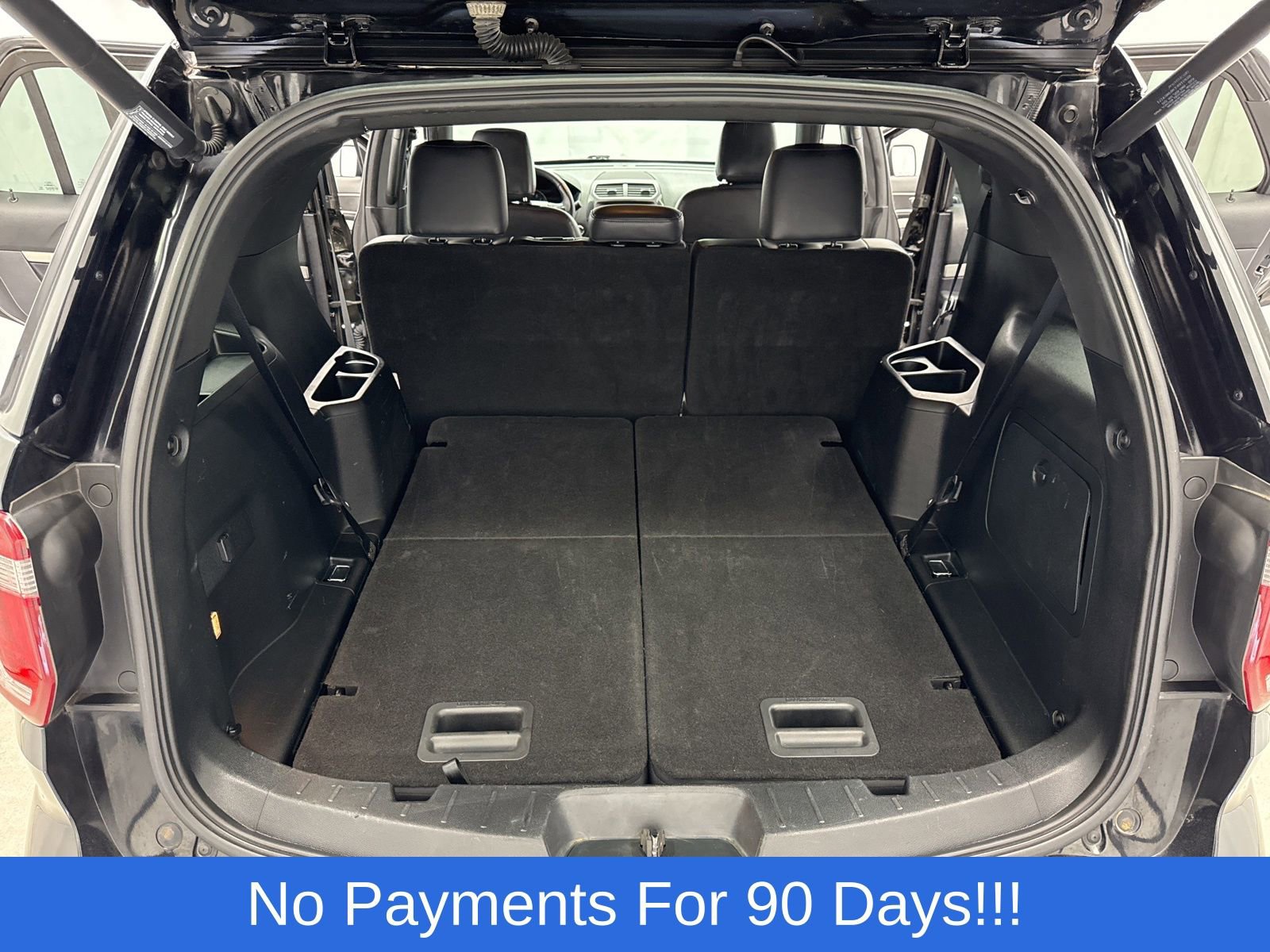 Used 2019 Ford Explorer XLT w/ Equipment Group 202A AWD/4WD image 40