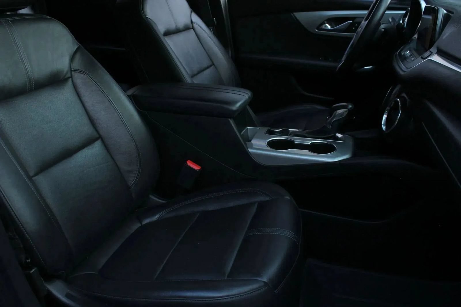 Used 2019 Chevrolet Blazer LT w/ Sound & Technology Package FWD image 26