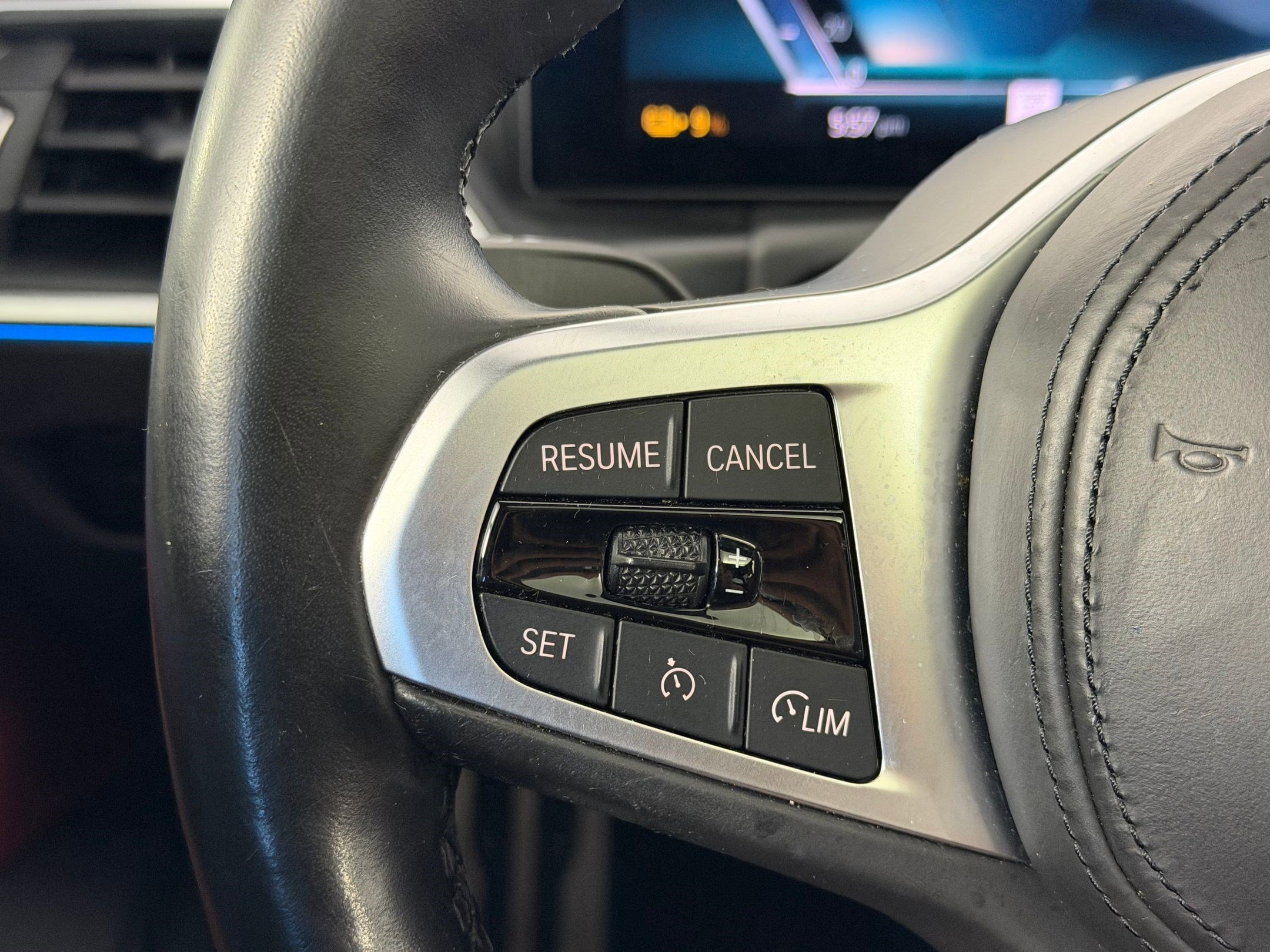 Used 2023 BMW i4 eDrive40 w/ M Sport Package image 16