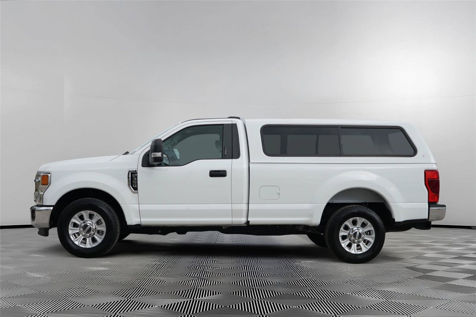 Certified 2022 Ford F350 XLT w/ XLT Value Package RWD image 7