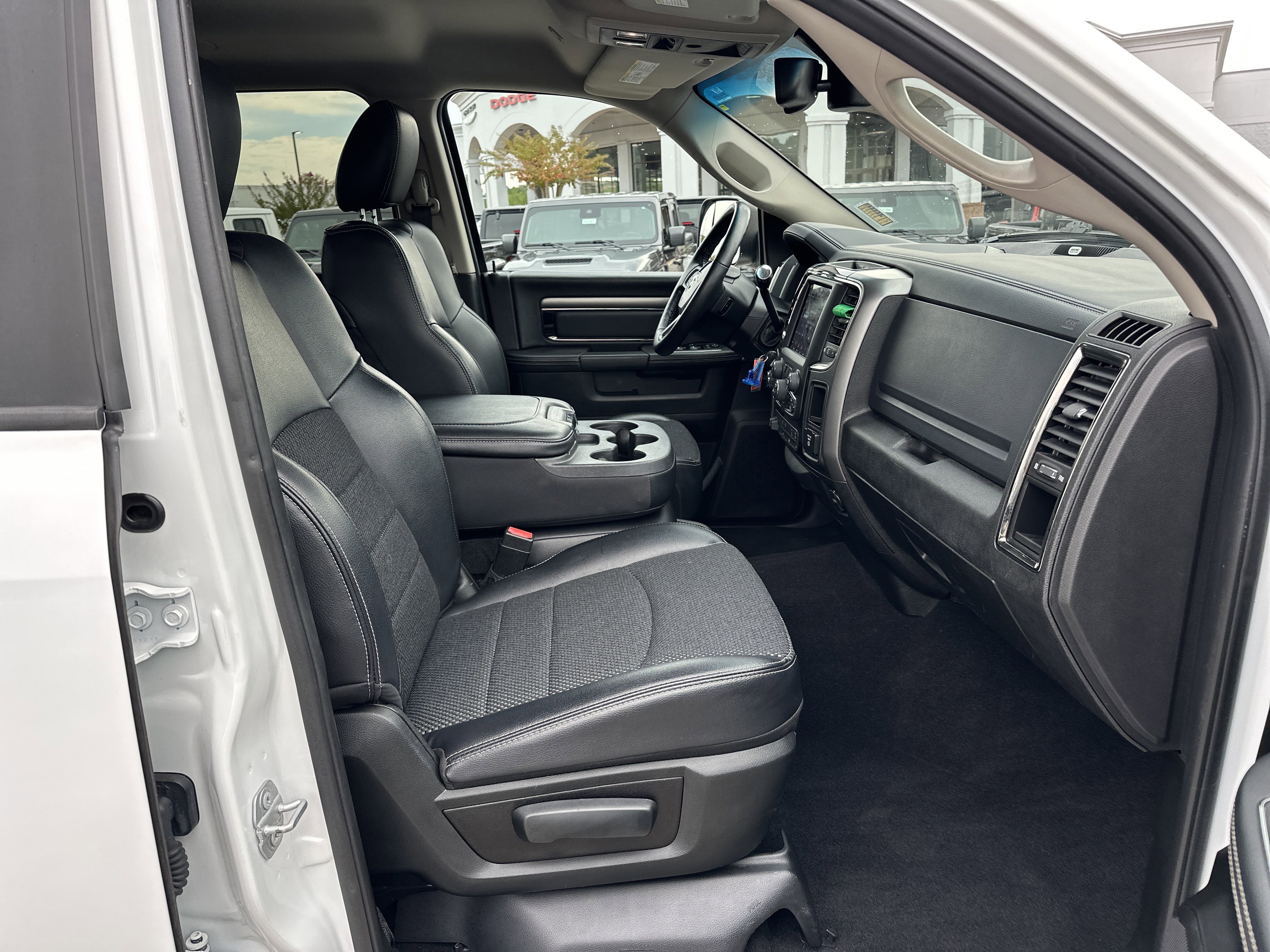 Used 2018 RAM 2500 Big Horn w/ Sport Appearance Group image 14