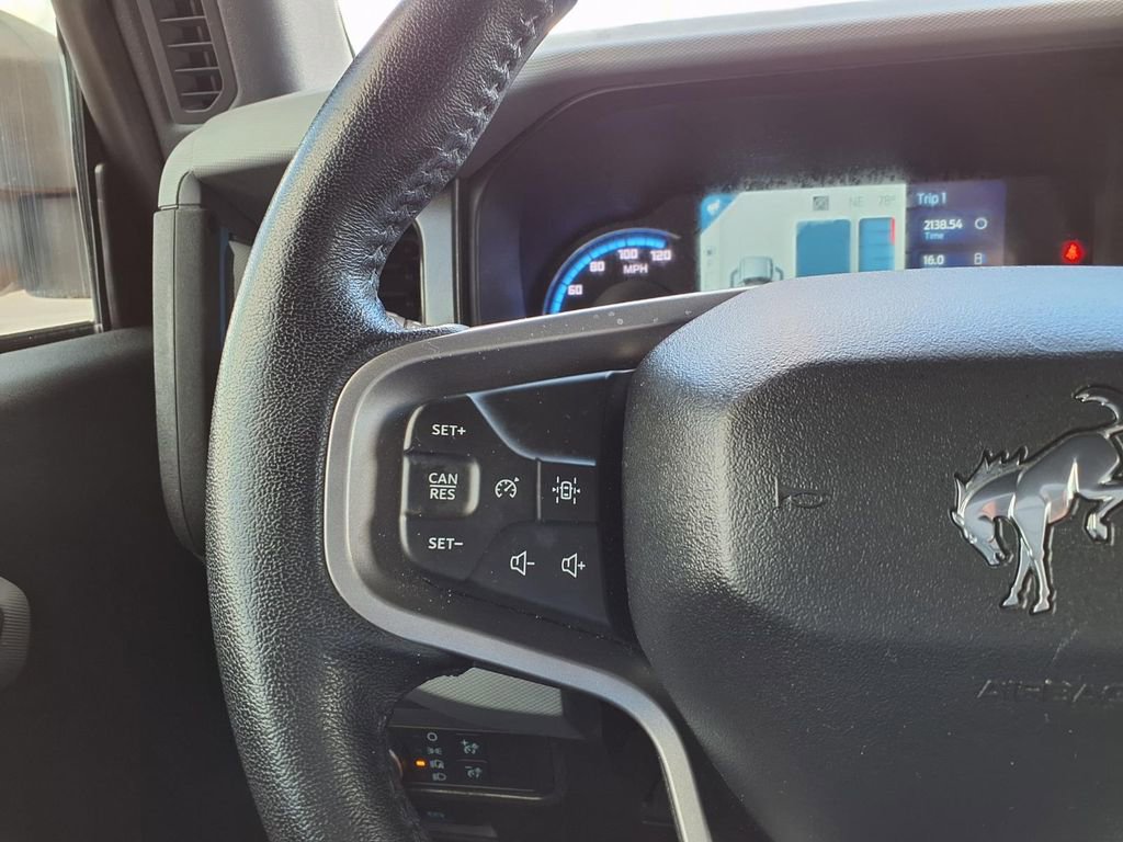 Used 2021 Ford Bronco Black Diamond image 35