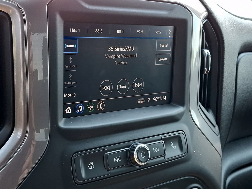 Certified 2020 Chevrolet Silverado 1500 Custom w/ Custom Value Package AWD/4WD image 17