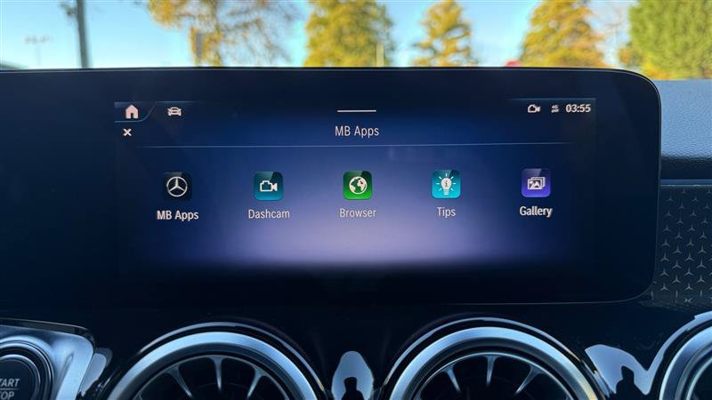 Used 2024 Mercedes-Benz EQB 250+ image 31