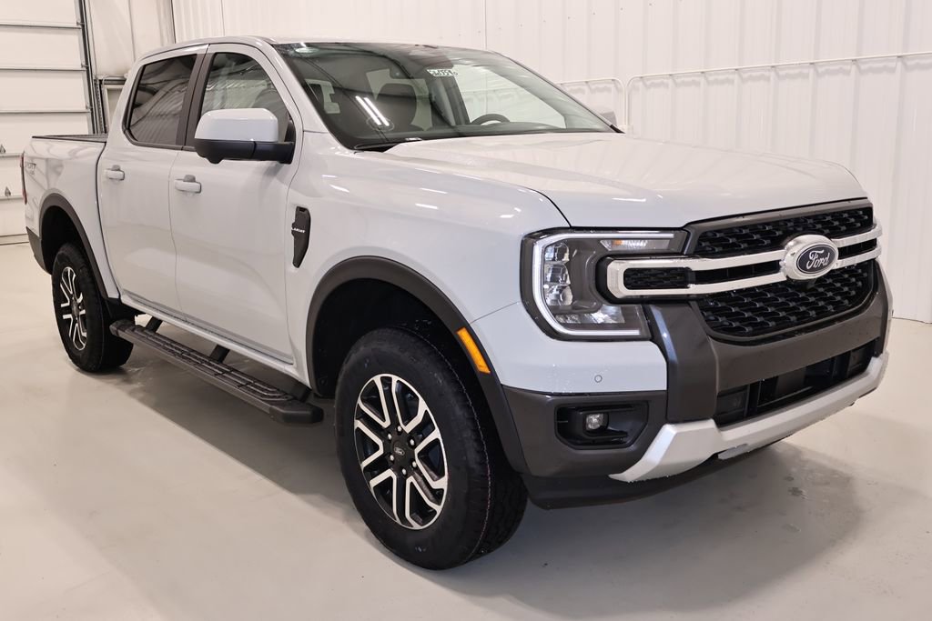 New 2026 Ford Ranger Lariat image 3