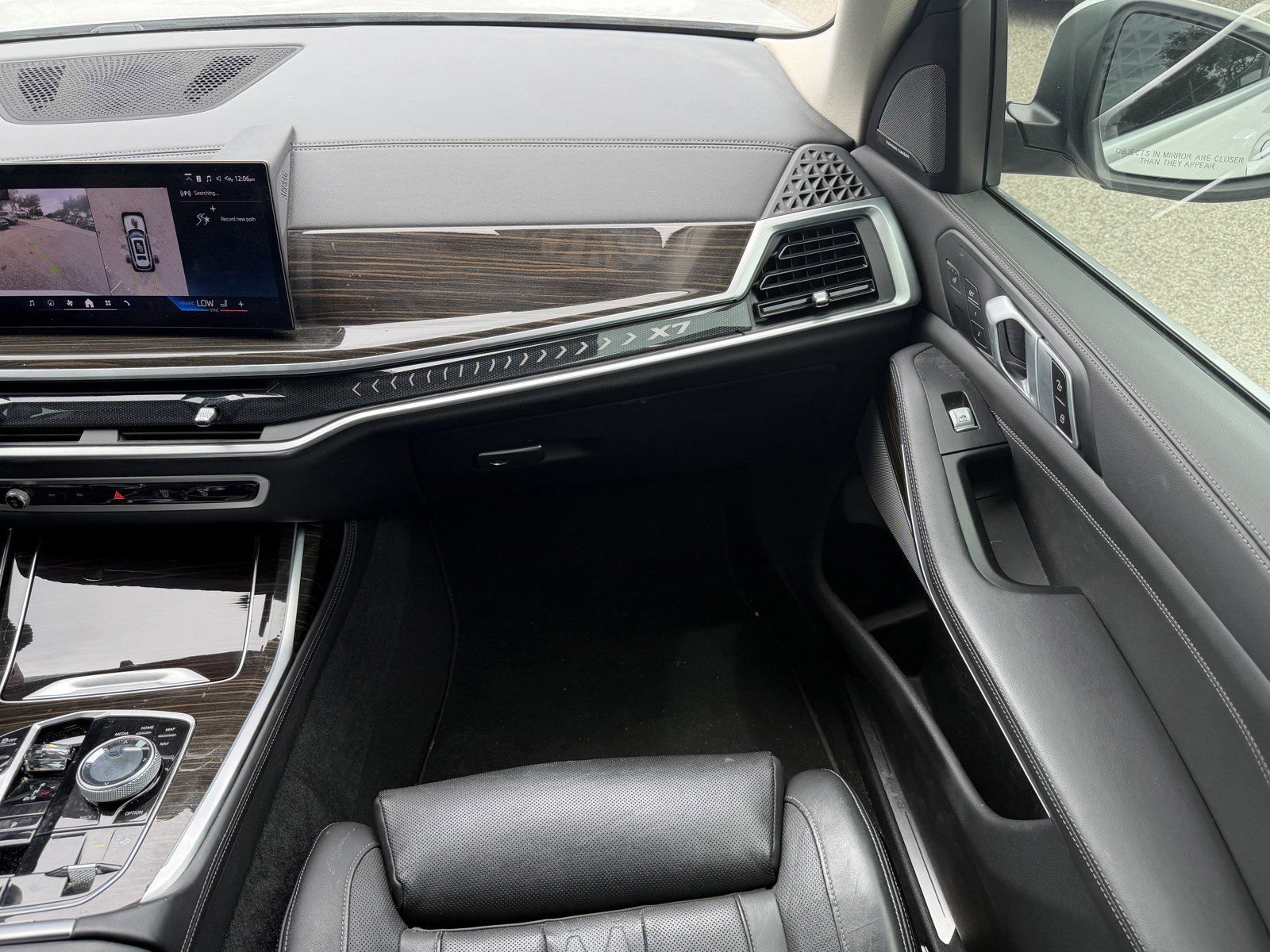 Certified 2024 BMW X7 xDrive40i w/ Executive Package AWD/4WD image 17