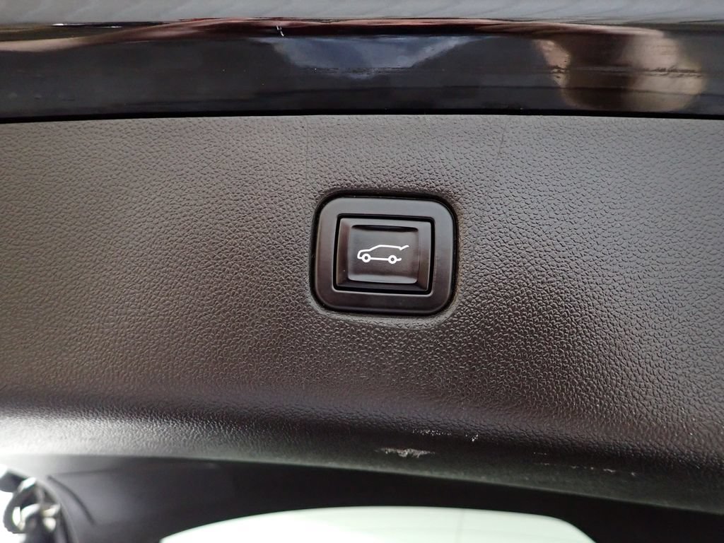 Used 2021 Chevrolet Blazer LT AWD/4WD image 17