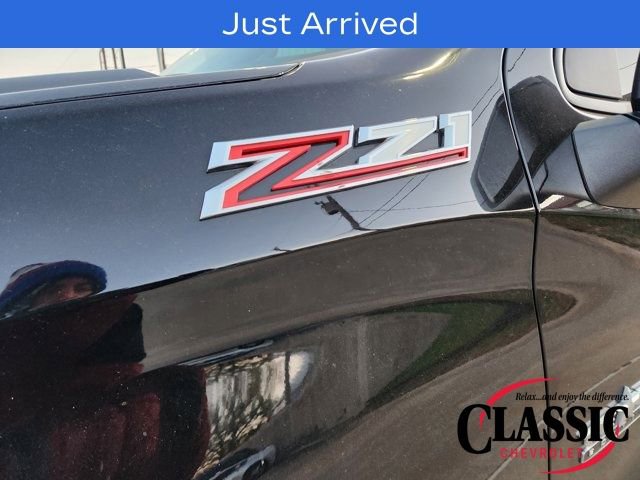 Used 2024 Chevrolet Silverado 1500 LT w/ Z71 Off-Road Package image 18