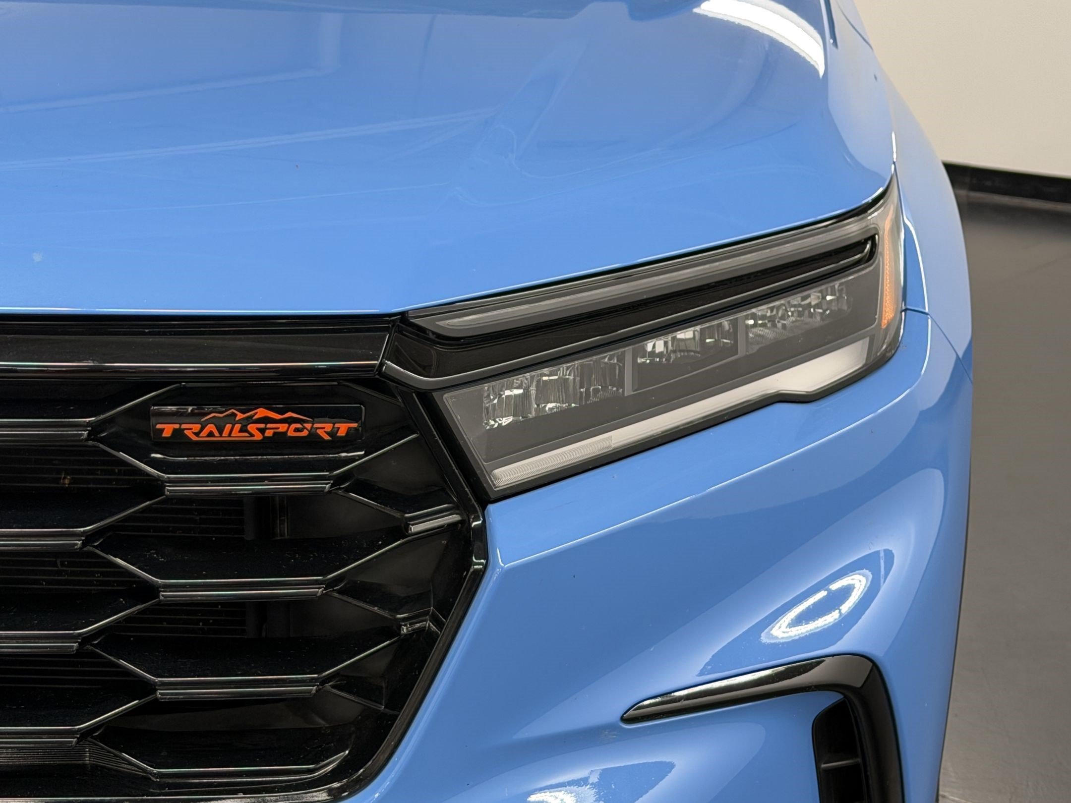 Certified 2024 Honda Pilot TrailSport image 12