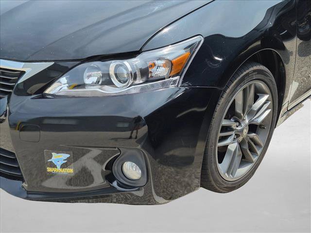Used 2013 Lexus CT 200h FWD image 9