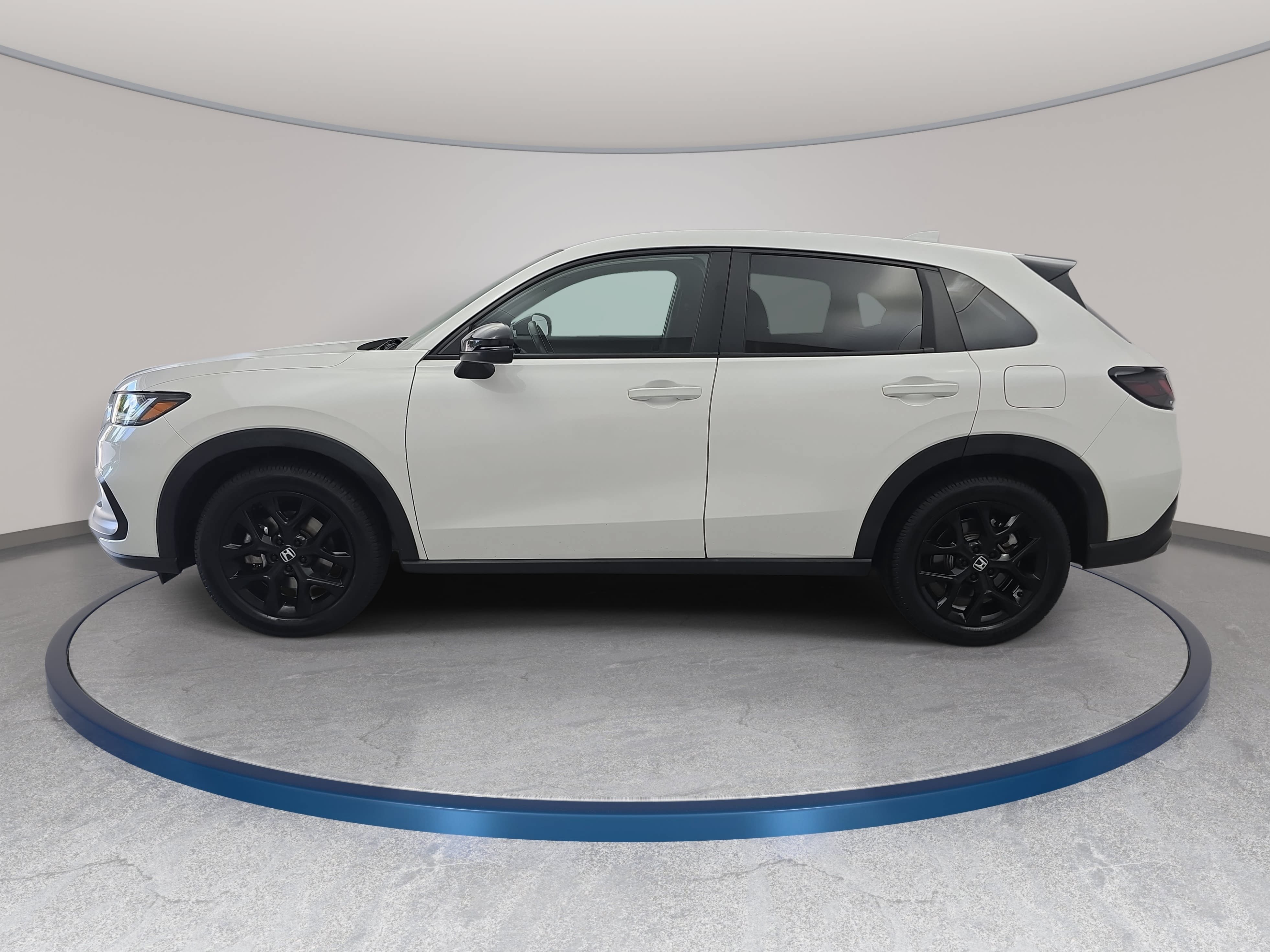 Used 2025 Honda HR-V Sport image 8