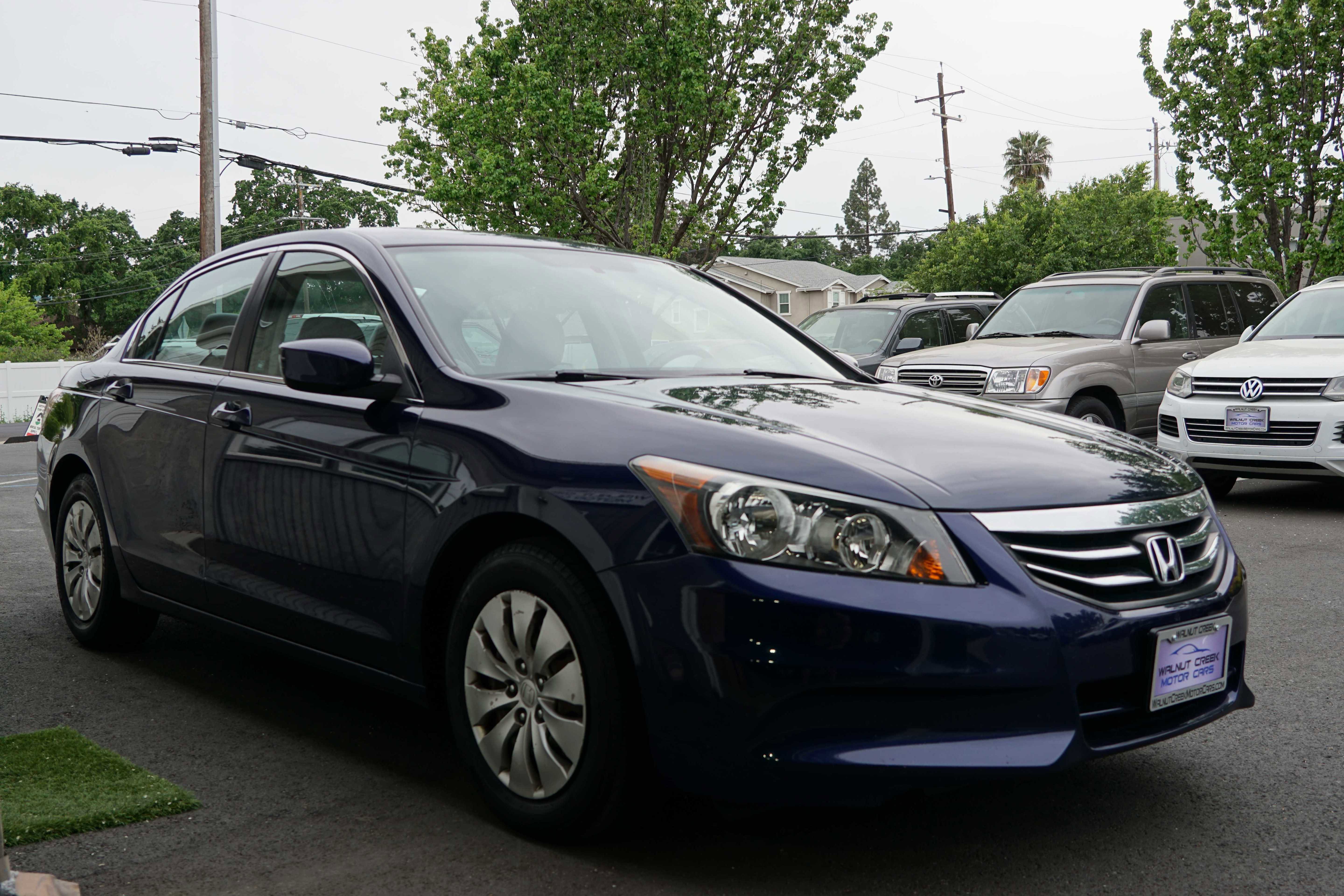 Used 2011 Honda Accord LX image 9