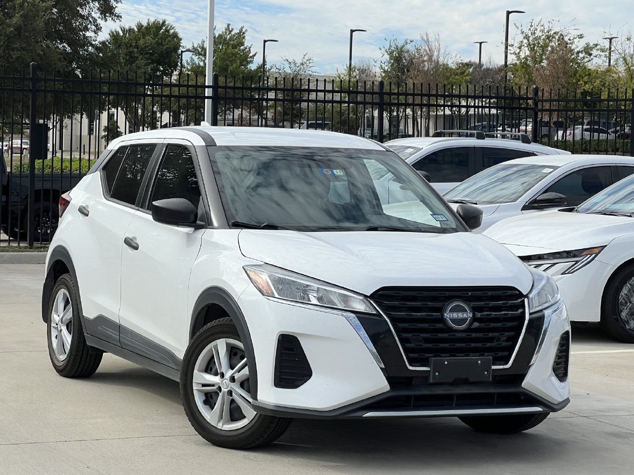 Used 2022 Nissan Kicks S